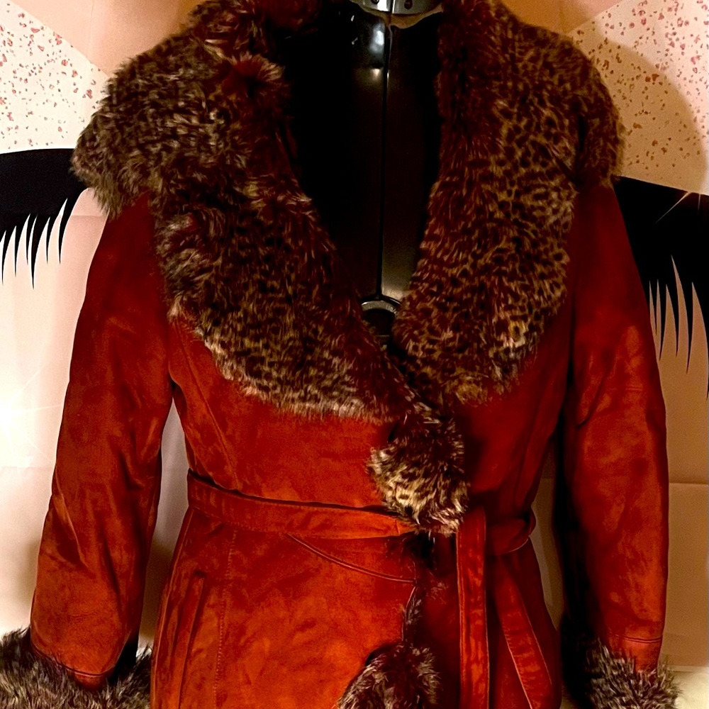 NWOT Full length genuine shearling fur coat💕